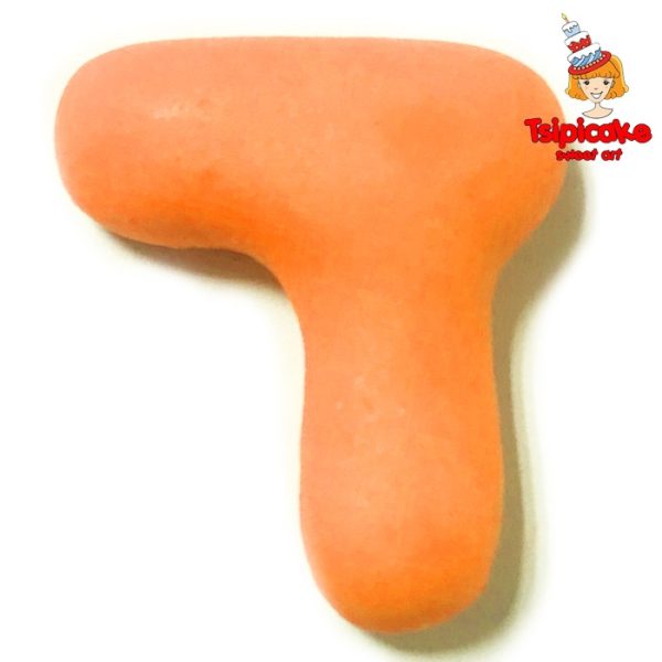 אותיות מבצק סוכר בצבעים- ד'