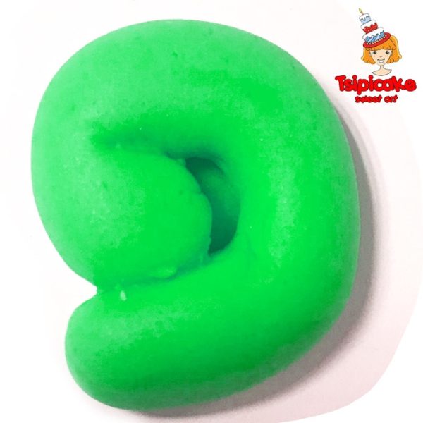 אותיות מבצק סוכר בצבעים- פ'