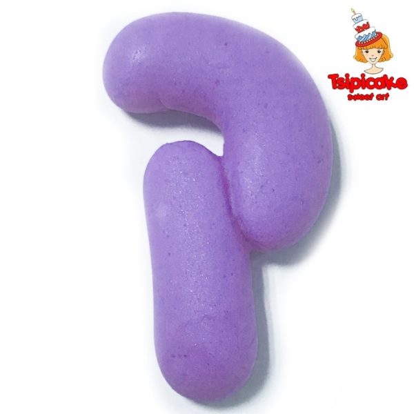 אותיות מבצק סוכר בצבעים- ק'