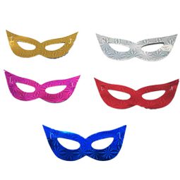 6 מסיכות צבעוניות