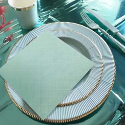 שולחן חג בסיגנון קלאסיק מנטה זהב 10 אורחים