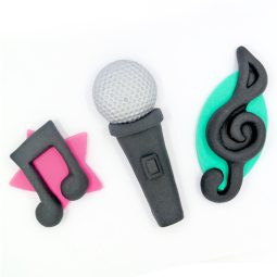 מיקרופון שחור ותווים מבצק סוכר