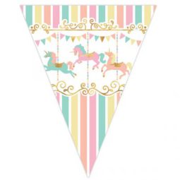 שרשרת דגלונים - קרוסלה קסומה