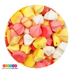 נשיקות מעורב